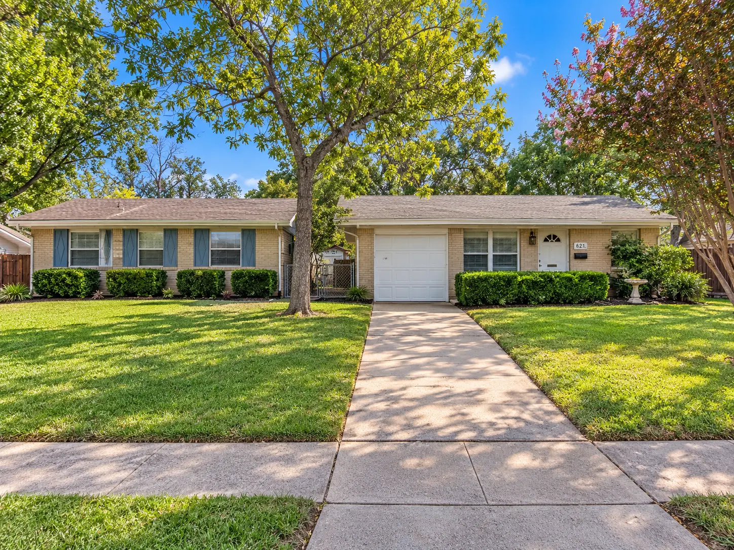 621 Pleasant Valley Rd, Garland, TX 75040