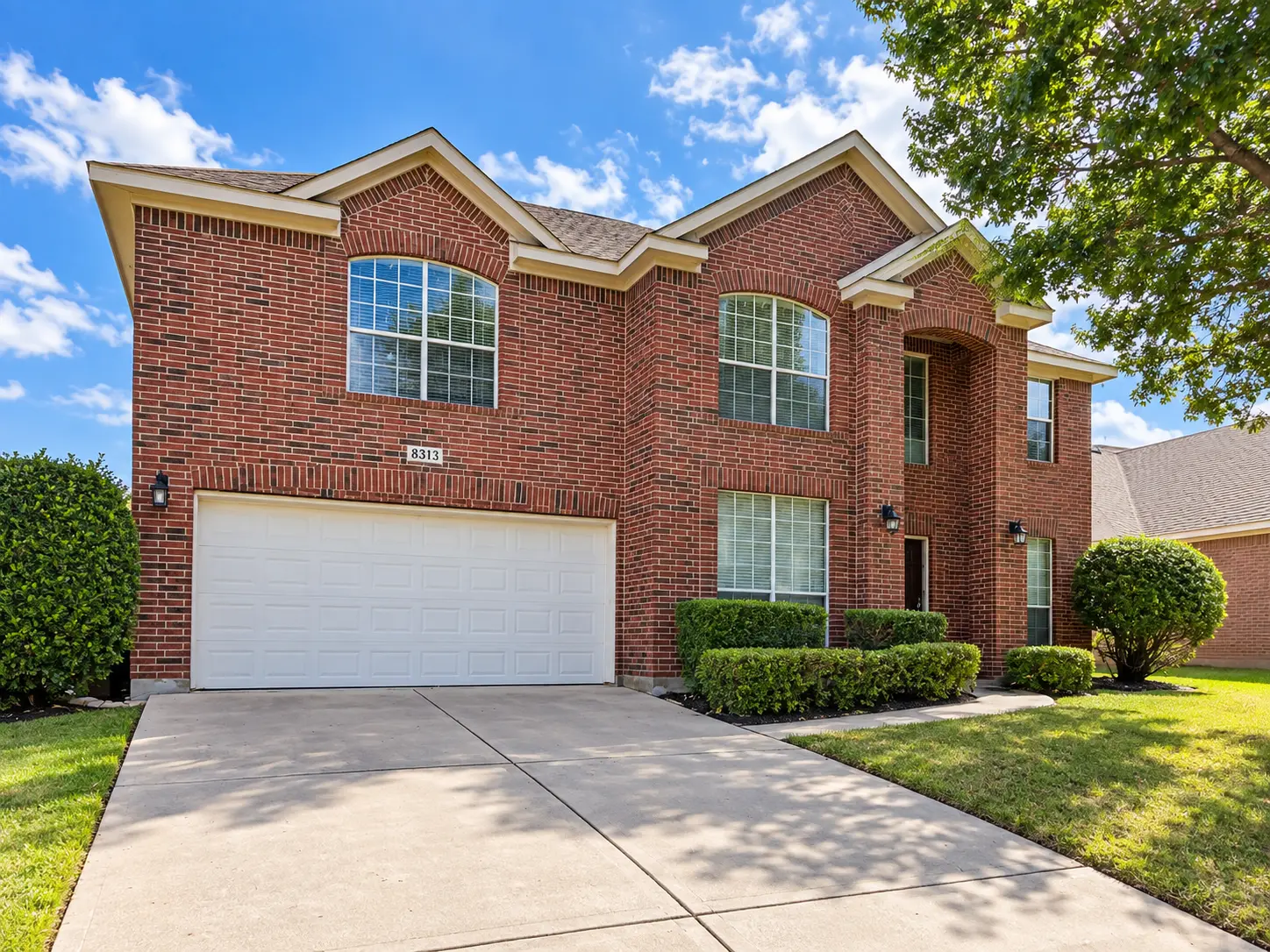 8313 Rock Canyon Ct, Fort Worth, TX 76123