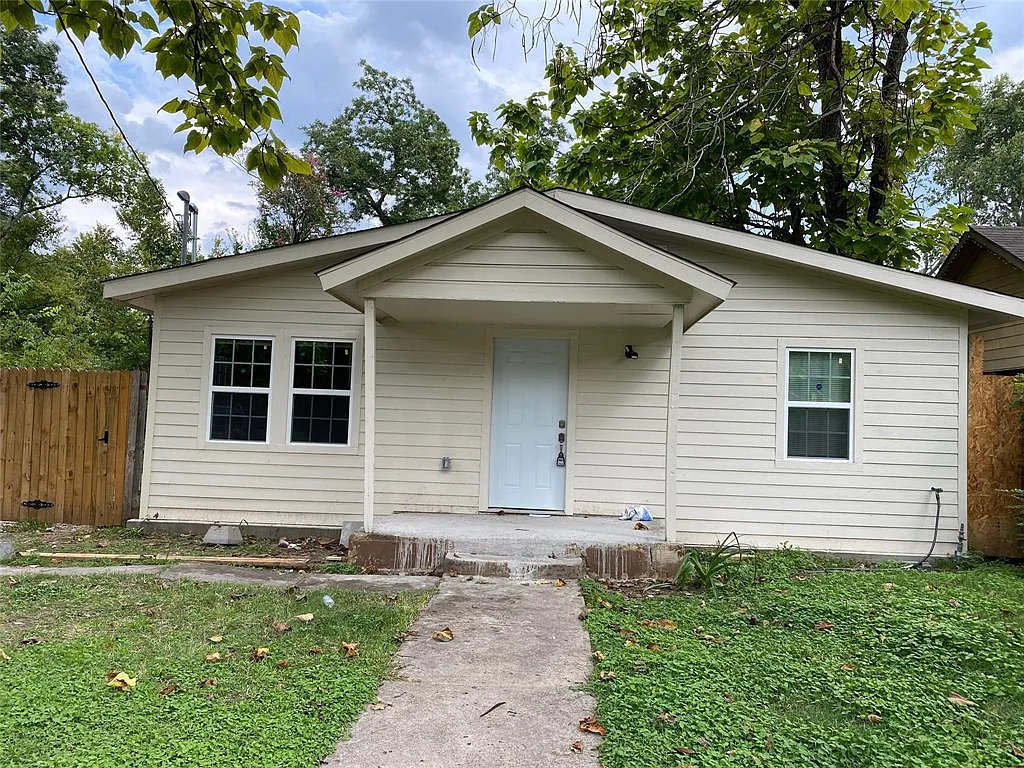 2618 Southland St, Dallas, TX 75215